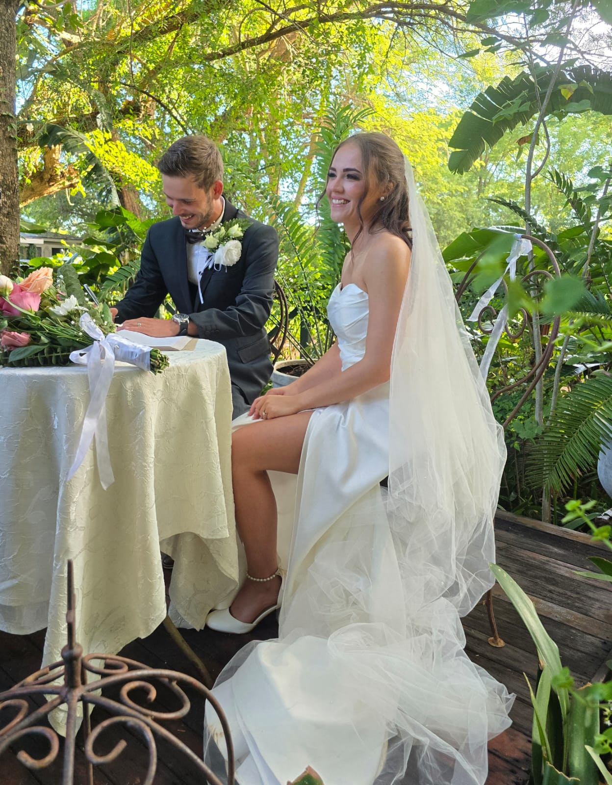 Ceremony aisle decor
